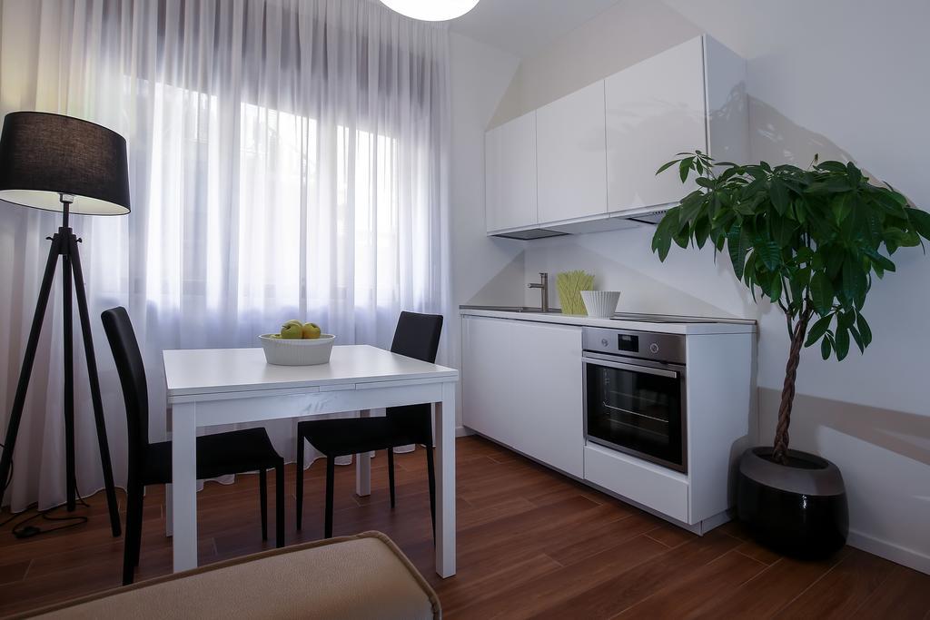 Starhost - Golden Apartments Salerno Zewnętrze zdjęcie